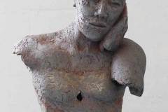 ursulaReindell_TraeumendeTon50x34x24cm2018